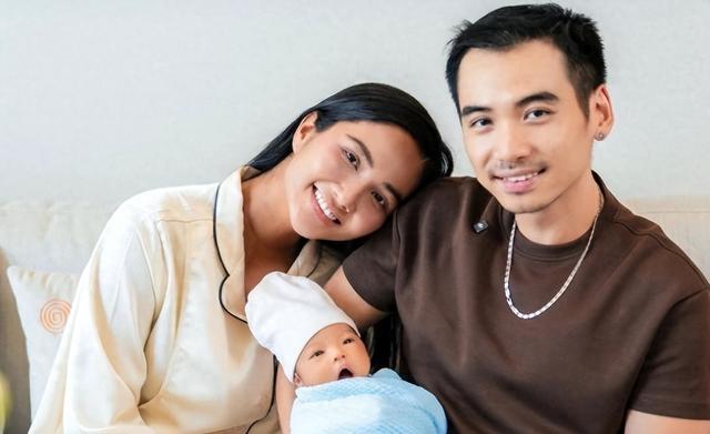 前越南环球小姐急道歉文化冲突引爆网络AG真人登录丈夫母乳冲咖啡惹众怒!(图11) 前越南环球小姐急道歉文化冲突引爆网络AG真人登录丈夫母乳冲咖啡惹众怒!(图11)